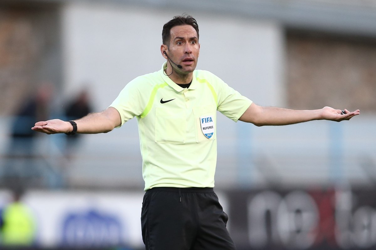 Super League: «Πνίγονται» στα ρηχά οι διαιτητές