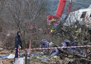 Τέμπη: Εξώδικο συγγενών θυμάτων σε ΡΑΣ και Hellenic Train για την πυρασφάλεια στα τρένα – Τέσσερις φορές χαμηλότερη από το όριο