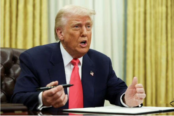 Κυρώσεις στη Ρωσία: Ο Τραμπ ζητά δασμούς έως και 100% σε Ινδία και Κίνα αλλά από κοινού με την ΕΕ