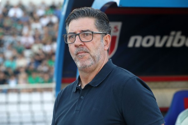 Εφυγε στα… κρυφά ο Βιτόρια, σαν τον Μπόλονι