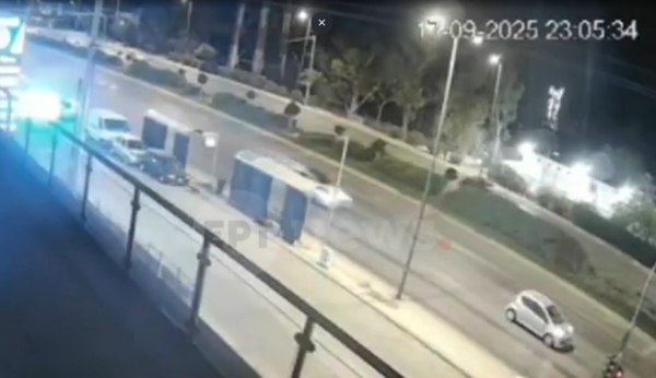 Τροχαίο στη Βουλιαγμένης: Νέο βίντεο από τη σοκαριστική καραμπόλα που στοίχισε τη ζωή σε μια 64χρονη οδηγό