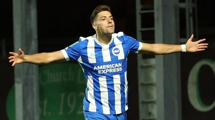 Μπράιτον: Σκόραρε ξανά ο Τζίμας – Βασικός και ο Κωστούλας (vid)