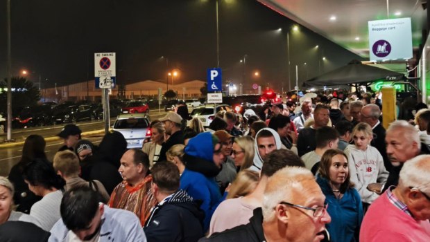 Κακοκαιρία: Ταλαιπωρία στο αεροδρόμιο της Ζακύνθου – Ακυρώθηκαν πτήσεις – Έκλεισε ο δρόμος στον Αλυκανά