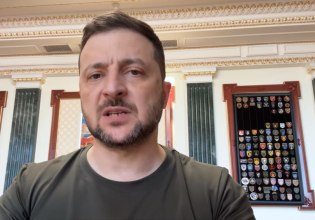 Ουκρανία: Η Ρωσία ενισχύει τα στρατεύματά της και συνεχίζει τα μπαράζ επιδρομών, λέει ο Ζελένσκι