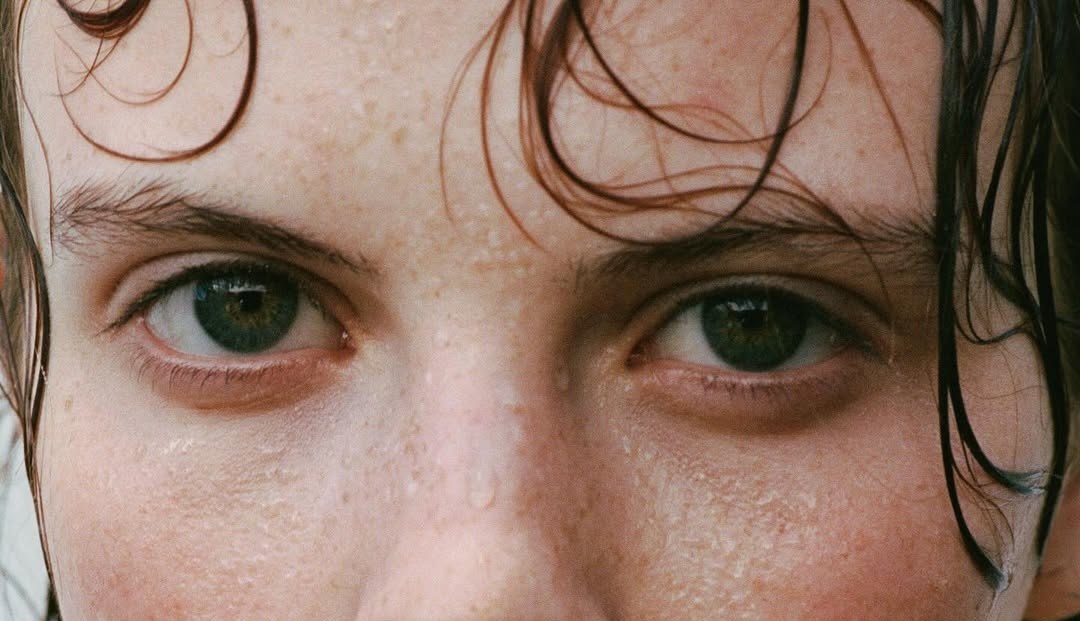 Loewe: Οι νέοι σχεδιαστές του οίκου επιλέγουν τη φωτογράφο Τάλια Σέτριτ για την πρώτη τους καμπάνια