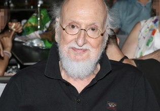 Αρκάς: Ο αποχαιρετισμός στον Διονύση Σαββόπουλο