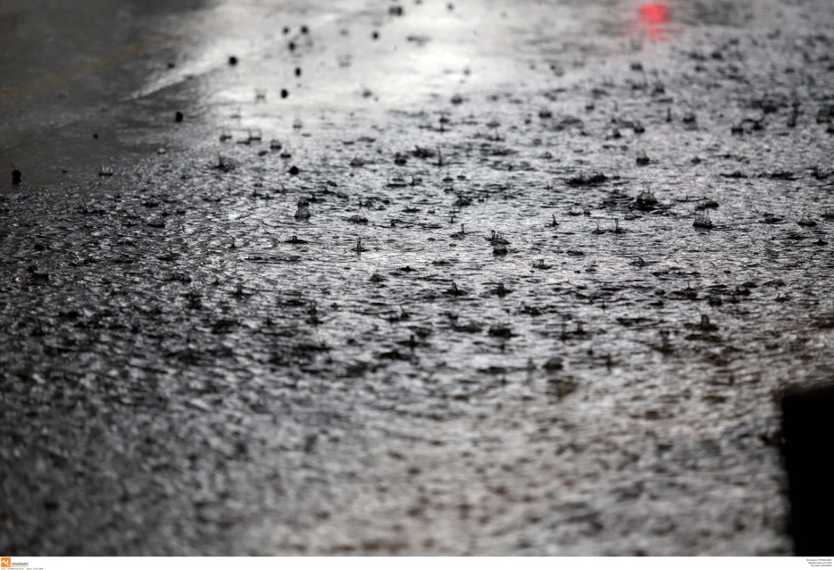 Κακοκαιρία: Κλειστά τα σχολεία στη Ζάκυνθο – Πλημμύρισε η Γεωπονική Σχολή στον Βόλο