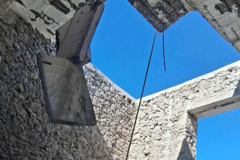 Μυλοπόταμος: Σκοτώθηκε 65χρονος – Κατέρρευσε ταράτσα όπου εκτελούσε εργασίες