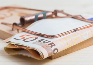 Φοροδιαφυγή: Η Ελλάδα μαθαίνει να κόβει αποδείξεις και να δηλώνει υπερωρίες