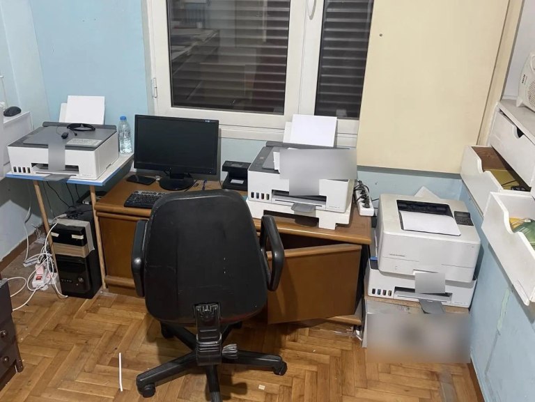 Επιχείρηση Illuminati: Εξαρθρώθηκε μεγάλο κύκλωμα πλαστογραφίας εγγράφων και παράνομης διακίνησης μεταναστών