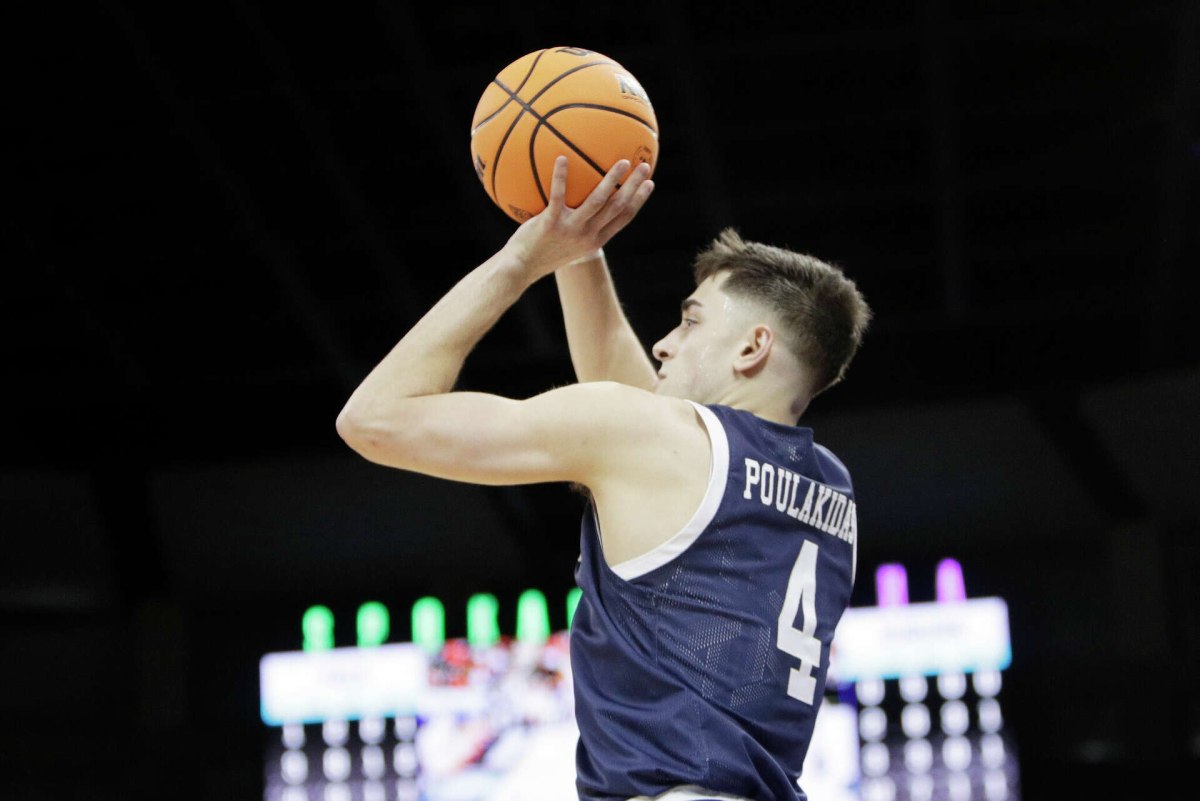 Ποιος είναι ο 22χρονος Τζον Πουλακίδας που «κόπηκε» από τους Κλίπερς και έχει ελληνικό διαβατήριο (vids)