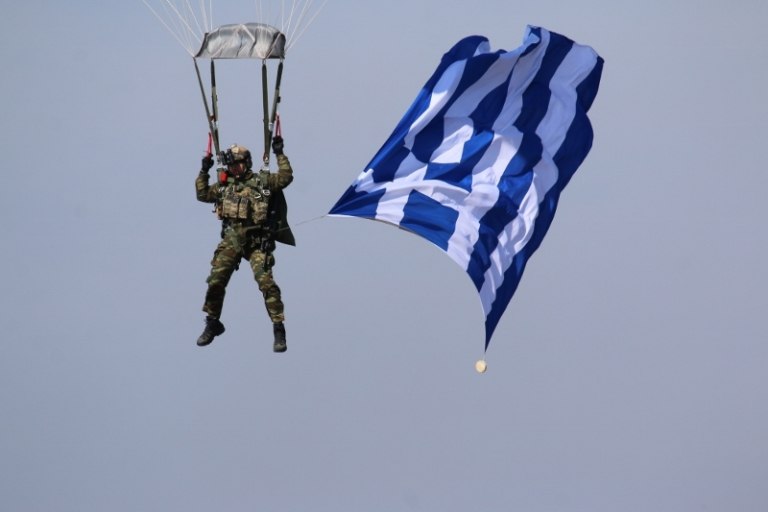 Το «όχι» το ηρωικό χρειάζεται ξεκάθαρο εχθρό, το «όχι» στον ατομισμό και στον συμβιβασμό, αξιοπρέπεια και τσαγανό