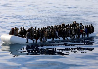 Sea-Watch: Η υποστηριζόμενη από την ΕΕ ακτοφυλακή της Λιβύης αυξάνει τις επιθέσεις κατά μεταναστών και ΜΚΟ