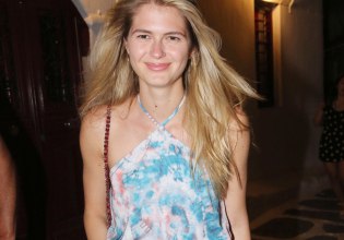 Αμαλία Κωστοπούλου: Μετά τον πολιτικό γάμο στις ΗΠΑ, έρχεται ο θρησκευτικός στην Ελλάδα