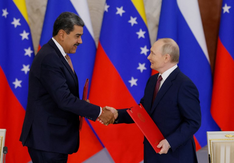Μόσχα: Ο Βλαντιμίρ Πούτιν επικύρωσε τη Συμφωνία Στρατηγικής Συνεργασίας με τη Βενεζουέλα