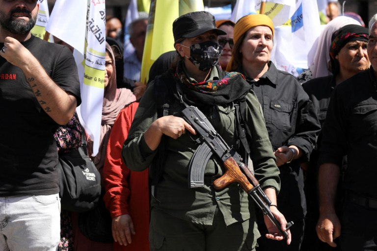 Συρία: Άμεση κατάπαυση του πυρός εγκρίθηκε μεταξύ κυβέρνησης και κουρδικών δυνάμεων