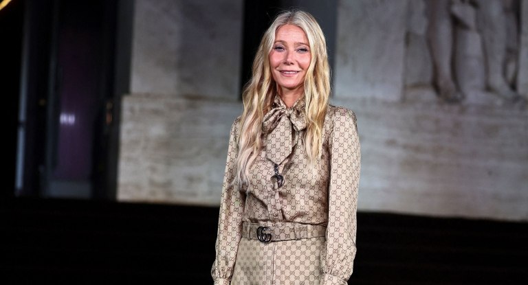 Η Γκουίνεθ Πάλτροου κατακεραυνώνει την βιογραφία της και αποκαλεί «άσχετη» την συγγραφέα Έιμι Οντέλ