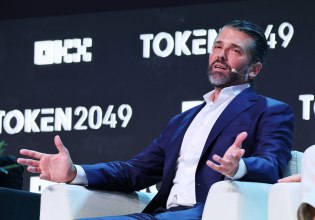 Εταιρεία drone που συνδέεται με τον Τραμπ Τζούνιορ κέρδισε συμβόλαιο εκατομμυρίων με το Πεντάγωνο