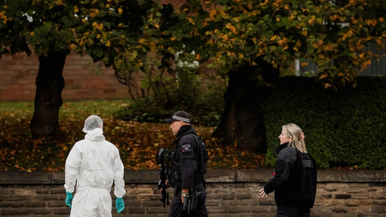 Μάντσεστερ: Βρετανός συριακής καταγωγής ο δράστης της επίθεσης στη συναγωγή – Τρεις συλλήψεις