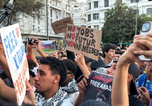 Η Gen Z απαιτεί ελπίδα σε όλο τον κόσμο τροφοδοτώντας εξεγέρσεις