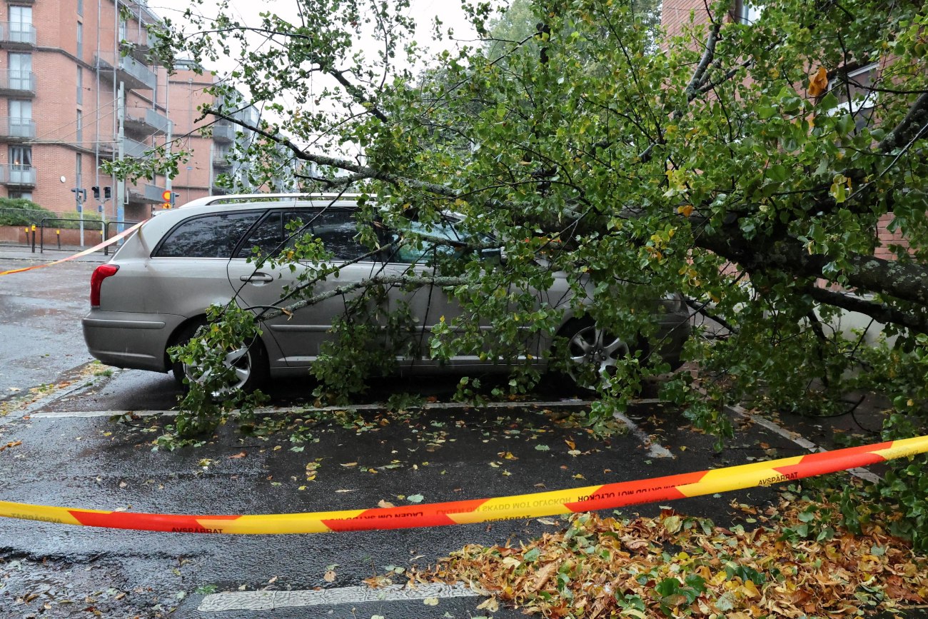 Πολλά προβλήματα από την καταιγίδα «Έιμι» – Τουλάχιστον τρεις νεκροί