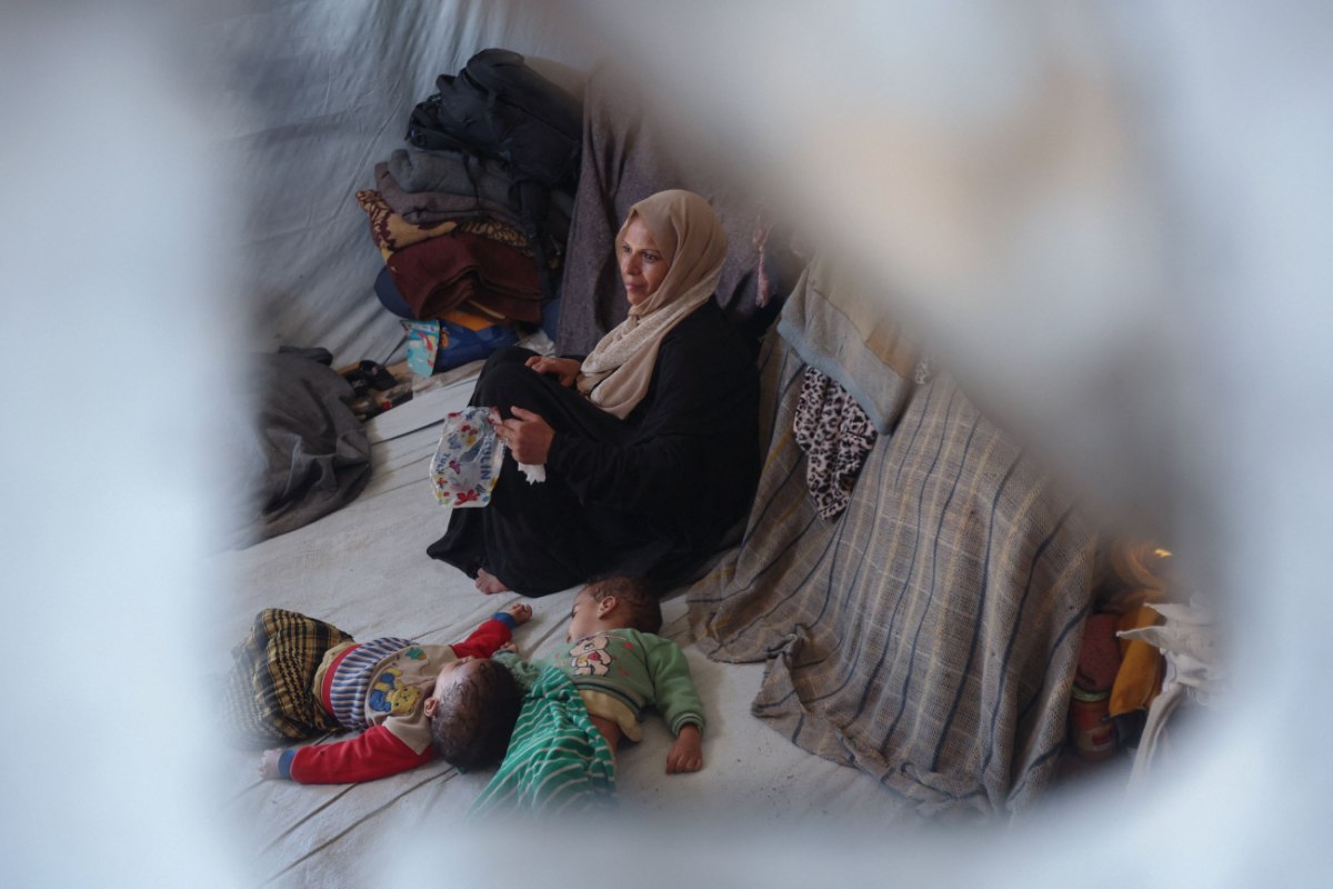 Γάζα: Τα εμπόδια που μπορούν να εκτροχιάσουν τις διαπραγματεύσεις – Σε εξέλιξη το μεγάλο παζάρι στο Κάιρο