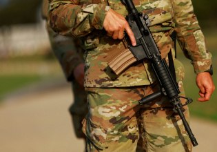 Το Νόμο περί Εξέγερσης είναι έτοιμος να επικαλεστεί ο Τραμπ για να αναπτύξει την εθνοφρουρά [βίντεο]