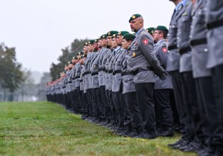 Γερμανία: Έξι στους δέκα πολίτες διαφωνούν με τη στρατιωτική θητεία με κλήρωση, αναφέρει δημοσκόπηση
