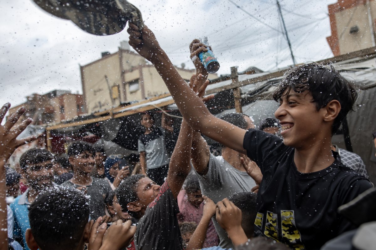 Η ισραηλινή κυβέρνηση ενέκρινε την εφαρμογή της πρώτης φάσης του σχεδίου Τραμπ – Η Χαμάς κήρυξε το τέλος του πολέμου