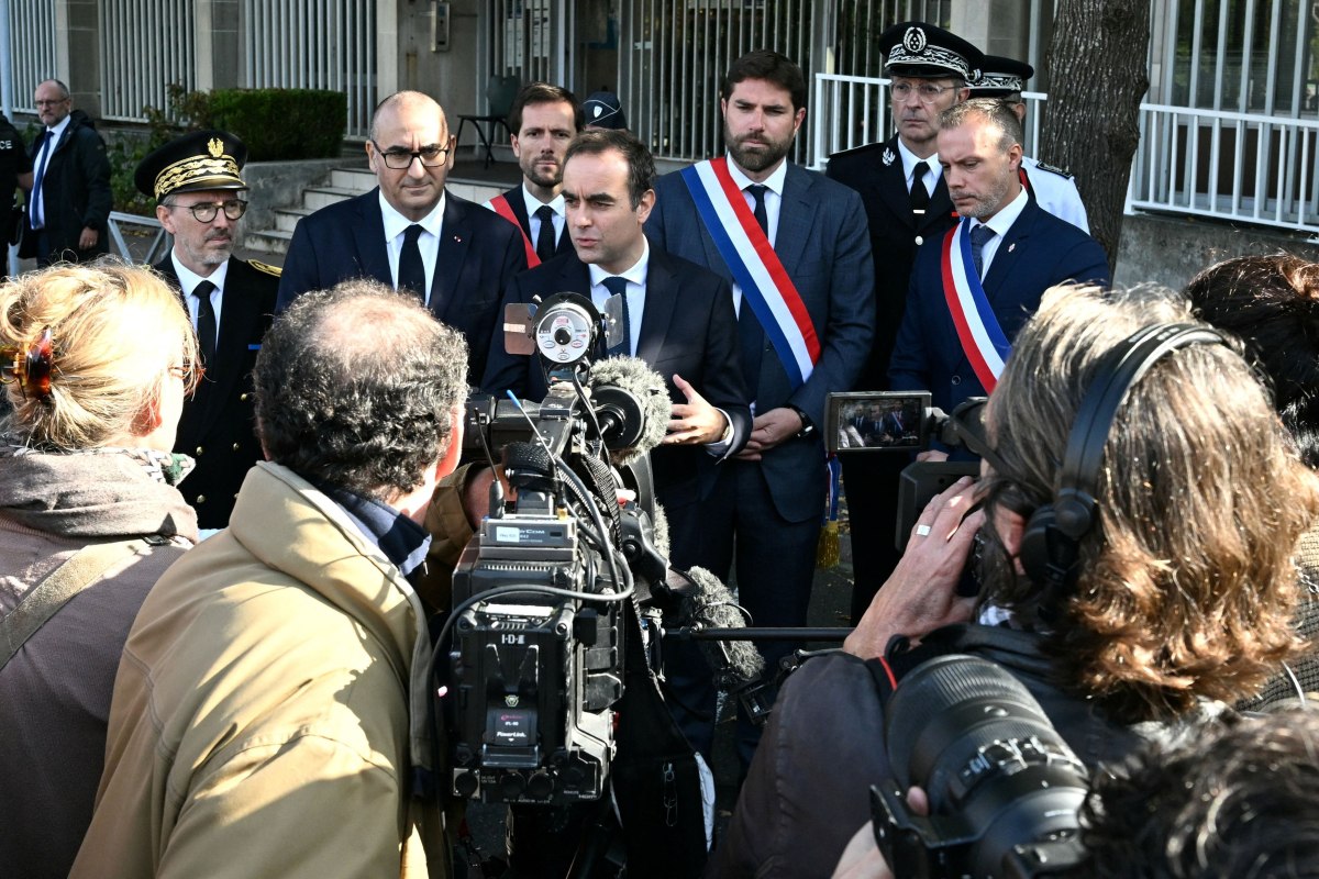 Γαλλία: Η νέα σύνθεση της κυβέρνησης Λεκορνί και το στοίχημα της επόμενης ημέρας