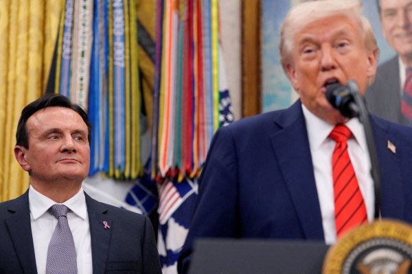 Η AstraZeneca κλείνει συμφωνία-ρεκόρ με Τραμπ για φάρμακα και επενδύσεις στις ΗΠΑ