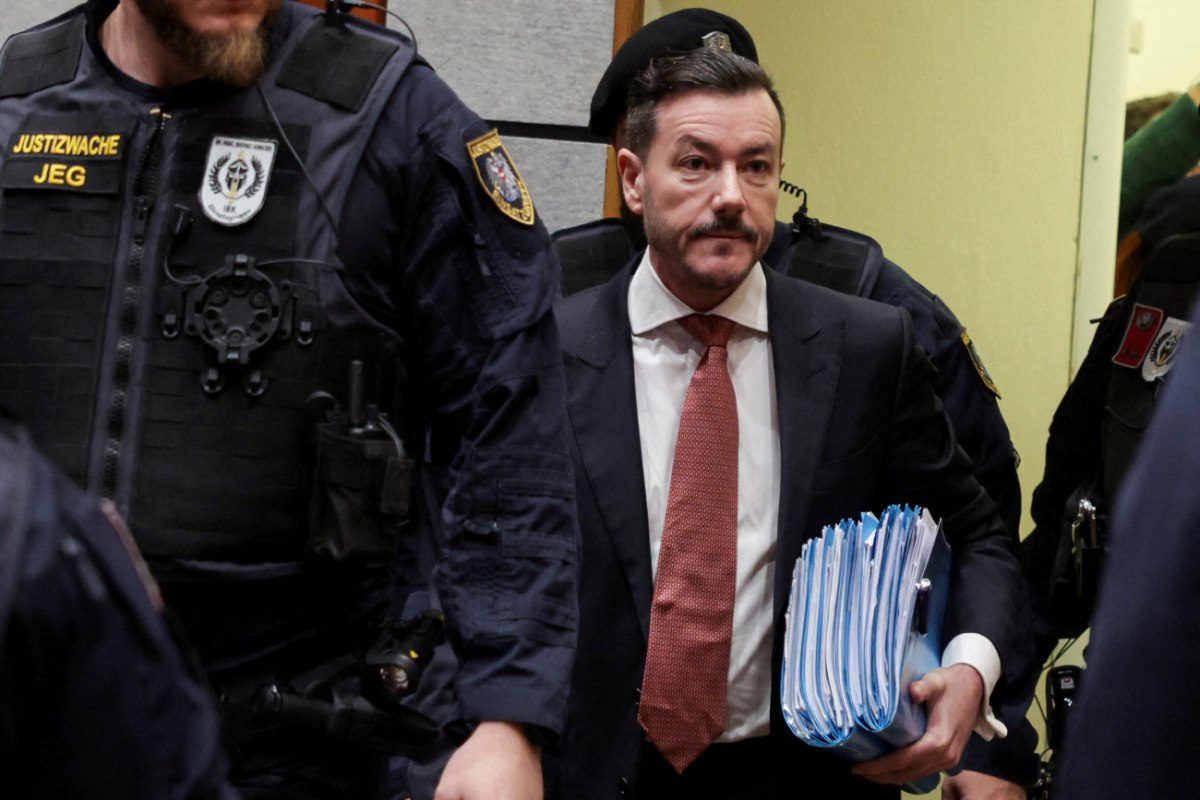 Ρενέ Μπένκο: Ο πτωχευμένος μεγιστάνας ακινήτων δικάζεται για απάτη