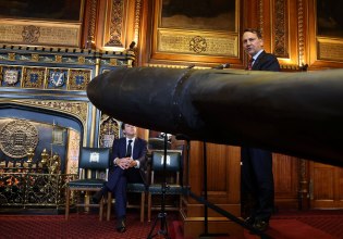 Η εισβολή ρωσικών drones «ανόητη και αντιπαραγωγική», δήλωσε ο Πολωνός υπουργός Εξωτερικών