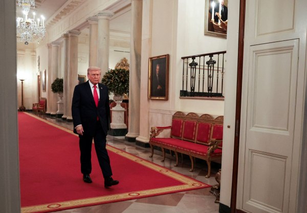 «Αν συνεχίσουν, θα τους σκοτώσουμε» – Ο Τραμπ απειλεί τη Χαμάς για τις εκτελέσεις στη Γάζα