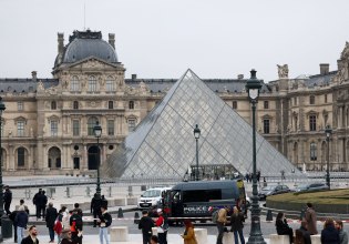 Αυτά είναι τα 8 αντικείμενα που κλάπηκαν από το Λούβρο – Και το 9ο που τους «ξέφυγε»