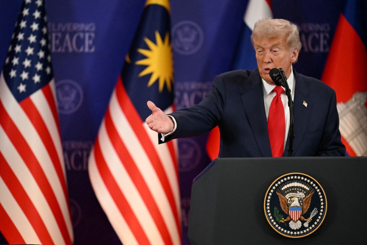 Μουσική, χορός και μπίζνες για τον Τραμπ στην Ασία – Viral ήδη η περιοδεία του Αμερικανού προέδρου