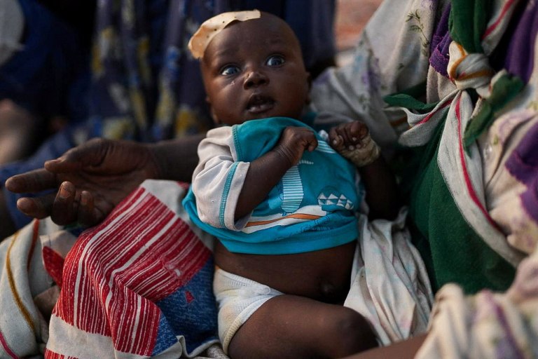 Σουδάν: Ο ηγέτης των παραστρατιωτικών θέλει «ενότητα», «είτε με την ειρήνη είτε με τον πόλεμο»