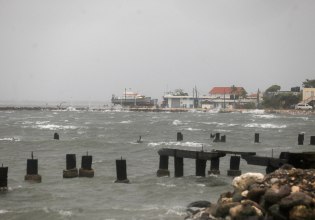 Μελίσα: Ο τυφώνας-θηρίο σφυροκοπά την Τζαμάικα – «Δεν θα αντέξουν οι υποδομές» λένε οι αρχές