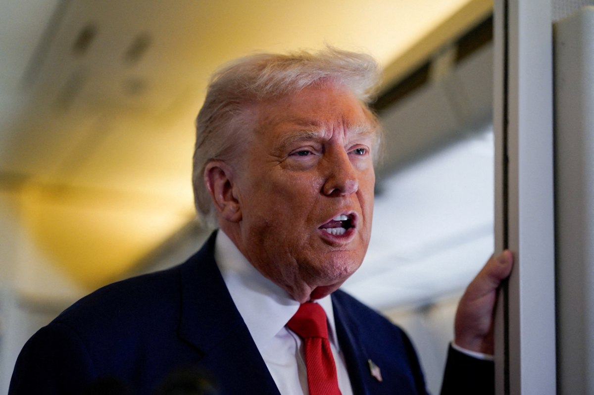 WSJ: Οι ΗΠΑ ετοιμάζονται να βομβαρδίσουν στόχους στη Βενεζουέλα – Διαψεύδει ο Τραμπ