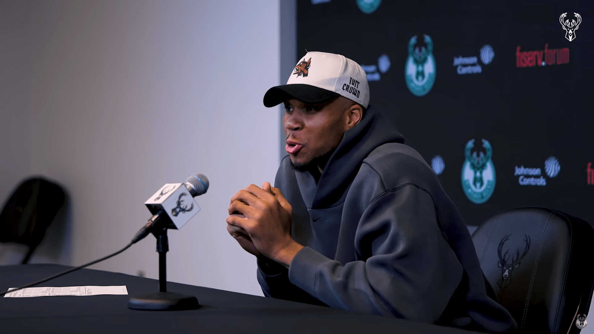 Τι απάντησε ο Αντετοκούνμπο για τις φήμες περί trade στους Νικς