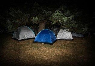 Μεσσηνία: Διπλή δολοφονία σε κάμπινγκ στη Φοινικούντα – Αναζητείται ο δράστης