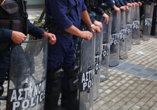 Χαρίτσης: Δακρυγόνα σε παιδιά δημοτικού; Αυτά γίνονται σε άλλα καθεστώτα, όχι στις δημοκρατίες