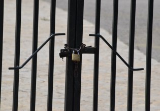 Περιστέρι: Συμπλοκή μαθητών με τούβλα και σκουπόξυλα – Τραυματίστηκαν καθηγητές