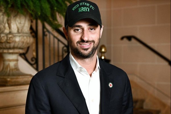 Σύλληψη Αμερικανού ποδοσφαιρικού μεγαλοπαράγοντα για απάτη μισού δις!