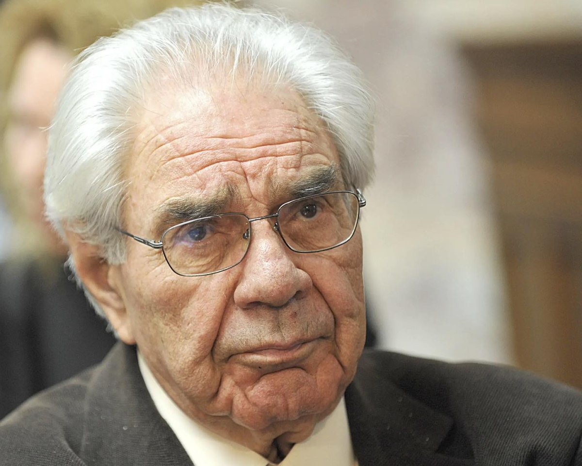 Τα μηνύματα ΣΥΡΙΖΑ και Τσουκαλά για τον Γιώργο Κασιμάτη – «Ο δημοκρατικός κόσμος της χώρας γίνεται φτωχότερος»