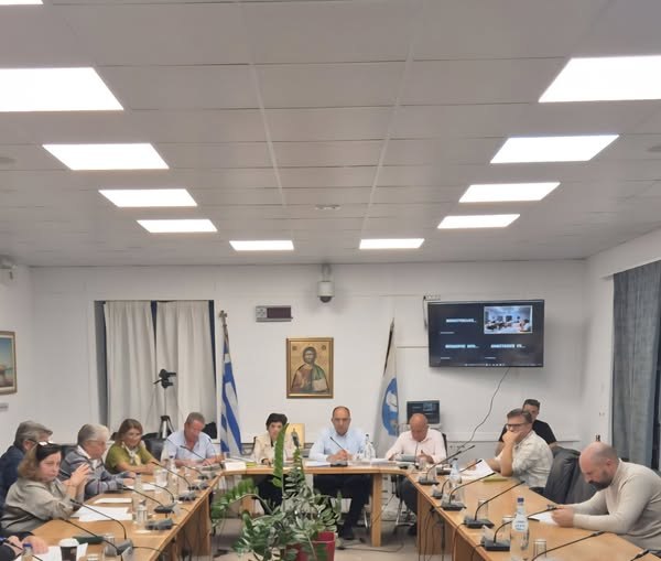 «Ανάσα» 100 ευρώ για τους δημοτικούς υπαλλήλους της Πάρου