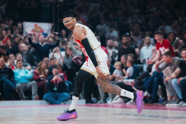 Χτίζει σερί ο Ερυθρός Αστέρας (79-65) – Άνετη και ωραία η Ζαλγκίρις (86-65)