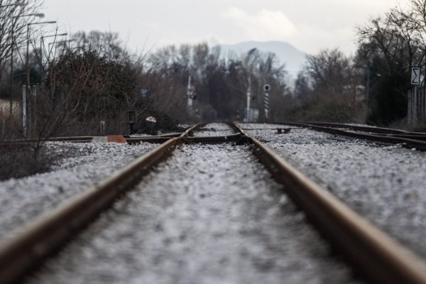 Ταφόπλακα στην επαναλειτουργία του σιδηροδρόμου