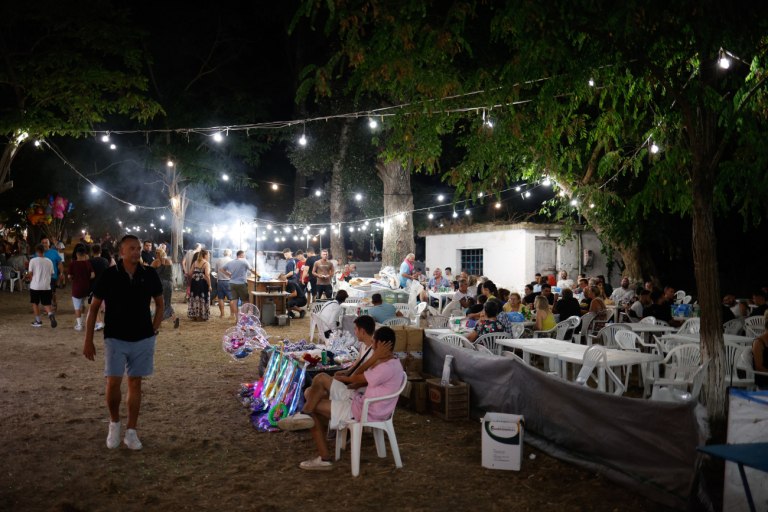 Τραγωδία στα Χανιά: Νεκρός ο άνδρας που δέχθηκε τους πυροβολισμούς στη γιορτή κάστανου