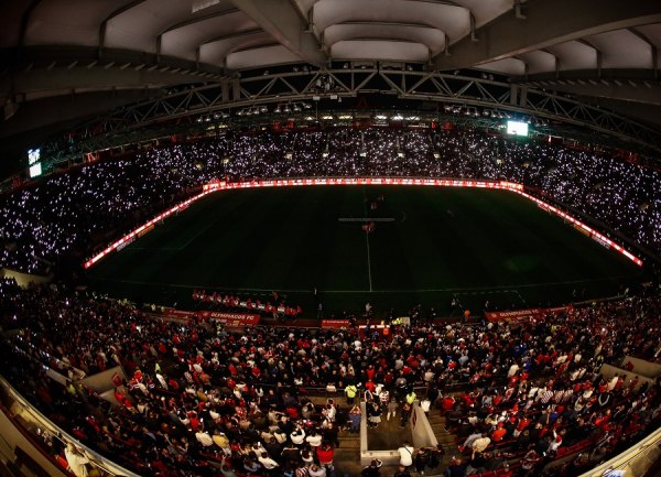 Η ΠΑΕ Ολυμπιακός ανακοίνωσε οτι τα εισιτήρια του αγώνα με την ΑΕΚ εξαντλήθηκαν